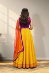Key hole Front neck patten lehenga with knitted duppata