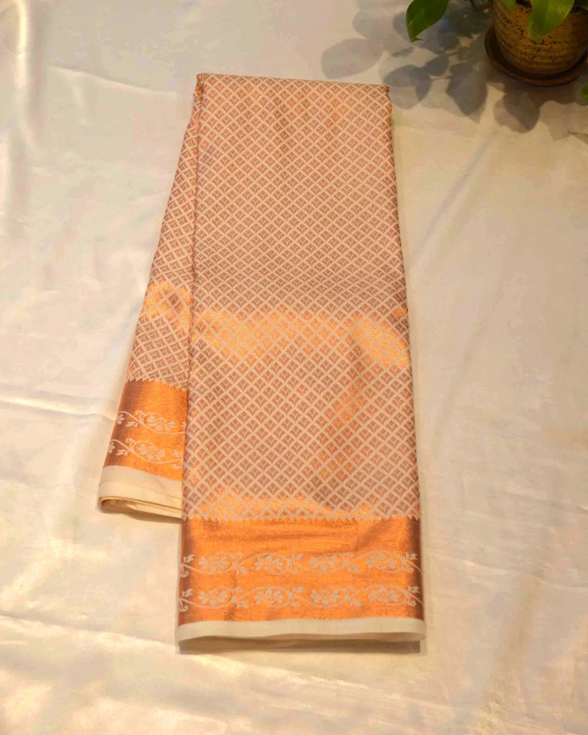 Cream sandel semi kanchi sikl saree