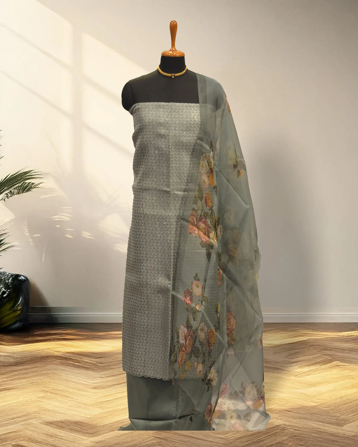 Organza Raw Material